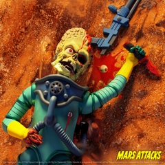 Super7 - Mars Attacks - ULTIMATES! Wave 1 - Martian (Smashing the Enemy) (Large Item, Collectible, Figure, Action Figure)