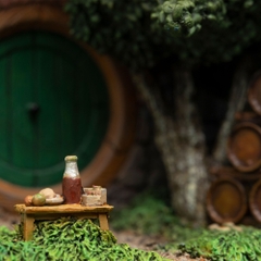WETA Workshop Polystone - The Hobbit Trilogy - 15 Gardens Smial Hobbit Hole