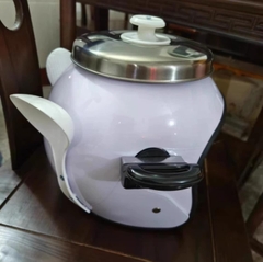 Mũ bảo hiểm nồi cơm & ấm nước - Đã đóng ngày 14/04/2025