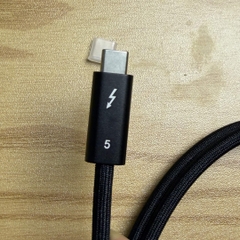 [ Instock ] Cable thunderbolt 5