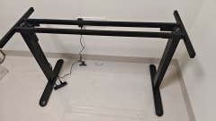 [Order] Khung bàn nâng hạ thông minh - Đã đóng ngày 02/10//2025