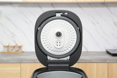 Nồi cơm điện tử Toshiba 1.8 lít RC-18DR4TVN (Trắng / Xám đậm)