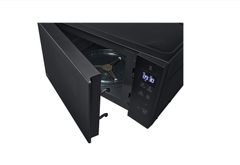 Lò vi sóng NeoChef™ LG MS2032GAS 20 lít