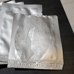 Miếng Dán Môi Không Hình
