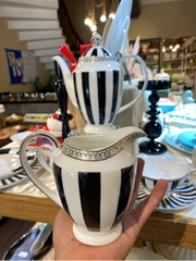 Rót sữa Pop modern