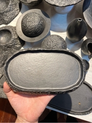 Đĩa oval VĐ 7.8inch đen méo C259