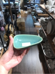 Dĩa Oval 13x9cm xanh lá đậm trổ (matte)