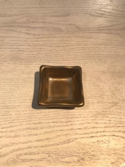 Chén chấm vuông 6.3x2.8cm nâu đồng