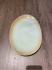 Dĩa dài 33x23cm xanh ngọc matte viền nâu (HĐ)
