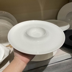 Đĩa trắng kẻ lõm giữa