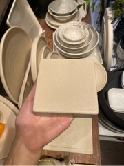Dĩa khối vuông 10x3cm màu be