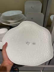 Đĩa 12.5inch trắng chấm nổi