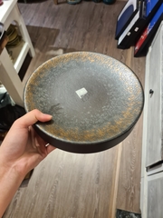 Khay tròn bằng 24x6cm đen phun Vành nâu đồng