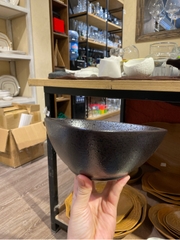 Tô tam giác 18cm đen không vệt