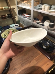 Tô oval vành hông 24 cm Trắng Ngà