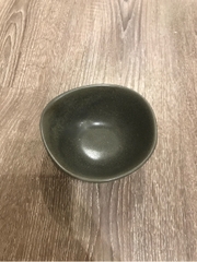 Chén cơm 10x4.5cm màu đen trổ (matte)