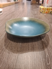 Đĩa sâu 25 cm xanh ngọc bích viền nâu