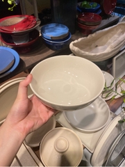 Tô tròn 18cm màu Kem