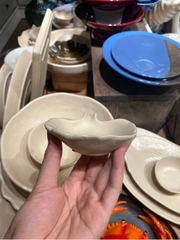 Chén lá vỏ sò 9x3cm màu be