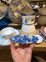 Gác đũa Blue and white