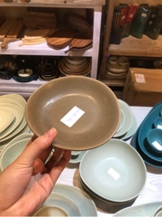 Dĩa 15cm màu nâu trổ (matte)
