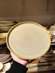 Đĩa tròn vành đứng 22cm xanh bơ