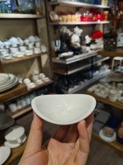 Chén chấm oval 9 x 6 cm Trắng Ngà
