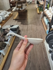 Muỗng 16x5.2cm Lộc Phát (có vệt)