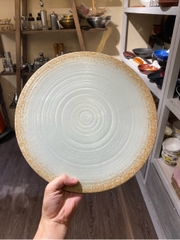 Dĩa bằng 30.5cm xanh ngọc matte viền nâu (MÀU MỚI)