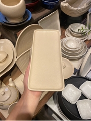Dĩa chữ nhật 23.5x10.5cm màu be