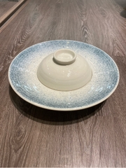 Dĩa bay + nắp 30 cm kem phun đen
