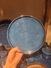 Đĩa tròn vành đứng 22cm