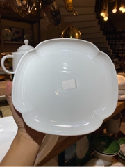 Đĩa hoa 4 cánh 9inch trắng trơn