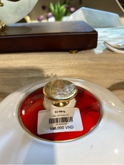 Nắp ấm hoa đỏ