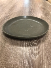 Dĩa 22cm màu đen trổ (matte)
