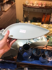 Dĩa dài 30x13cm xanh Lục Bảo