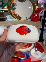 Bát soup hoa đỏ