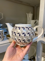 Ấm trà Morden times