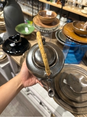Ấm Trà Ngọc Trai Đen