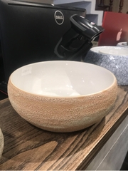 Tô tròn dầy 25 x 9.5 cm sọc ngang nâu phun san hô
