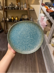 Dĩa 21x20cm ngọc bích viền nâu phun hạt (matte)