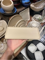 Dĩa chữ nhật 23.5x10.5cm màu be
