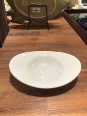 Chén oval vành 17 cm Trắng Ngà