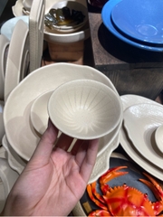 Chén chấm tia 8.7x3.7cm màu be