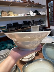Bát chiết yêu 20cm kem phun đen