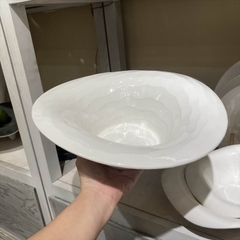 Tô loe trắng vành lượn sóng