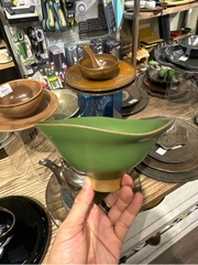 Tô 6 vành lượn xanh lá viền nâu