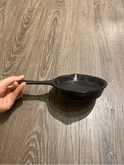 Chảo lớn 24x15.5cm đen không vệt