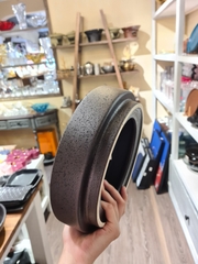 Khay tròn bằng 24x6cm màu đen (không vệt)