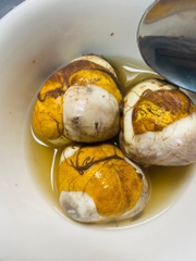 Trứng gà lộn 10 quả (ko kèm răm)